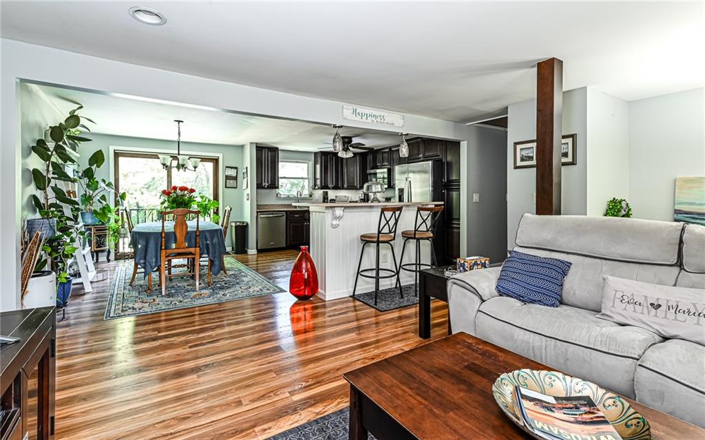 5390 Hardt Road Gibsonia, PA 15044 - Photo 4 of 29 Gallery Image 4