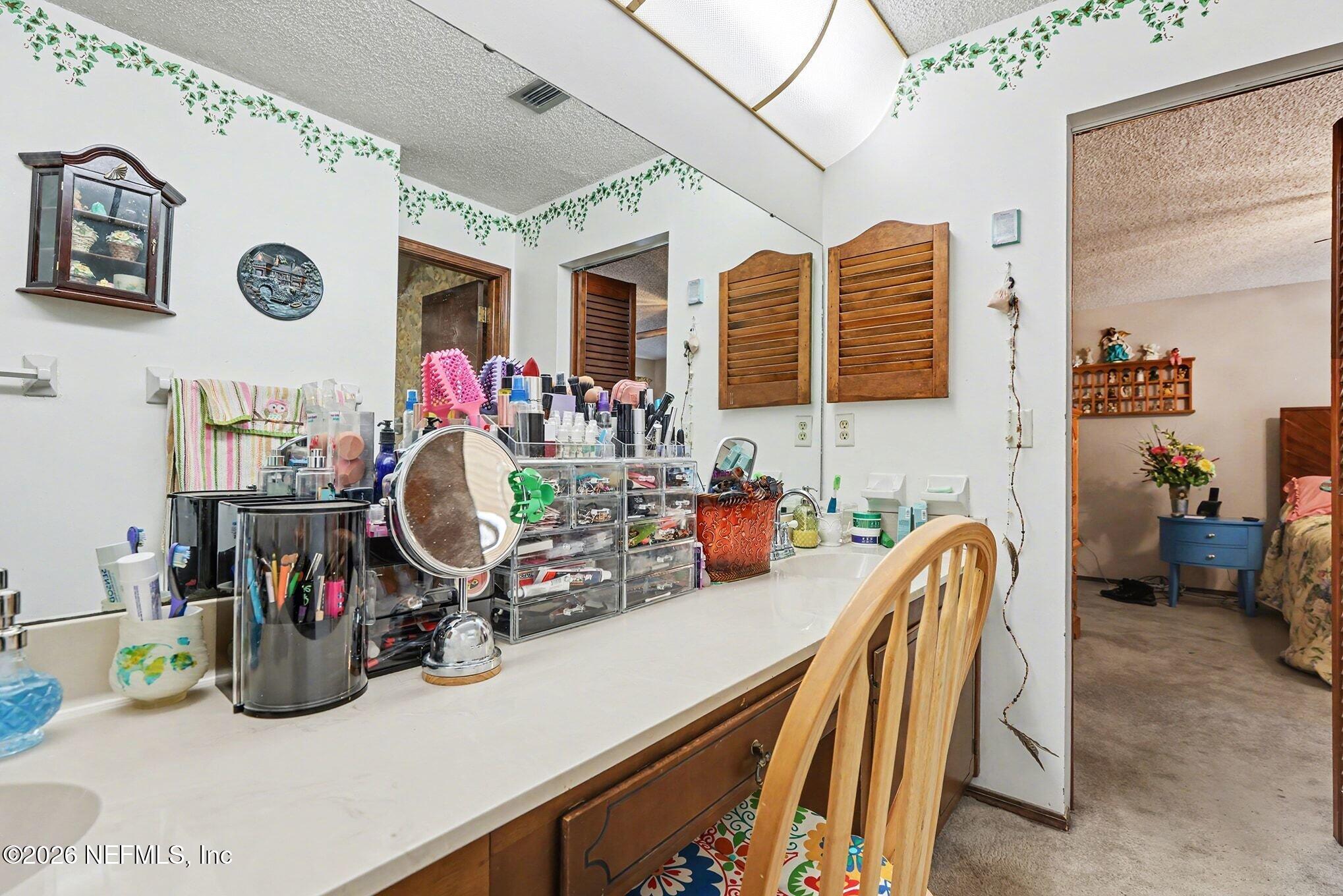 2551 Ridgecrest Avenue Orange Park, FL 32065 - Photo 15 of 28 a view of a room with gym equipment