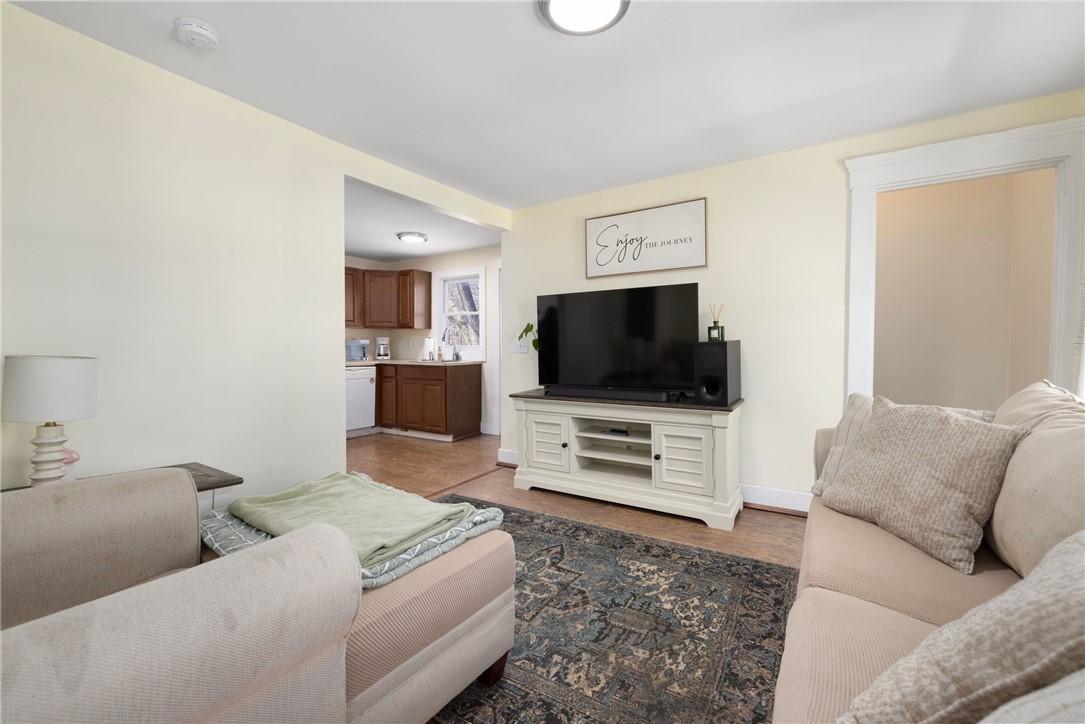 556 Washington Street Coventry, RI 02816 - Photo 11 of 34