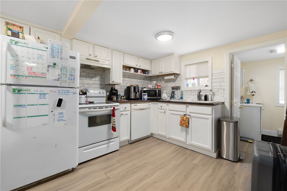 556 Washington Street Coventry, RI 02816 - Photo 25 of 34