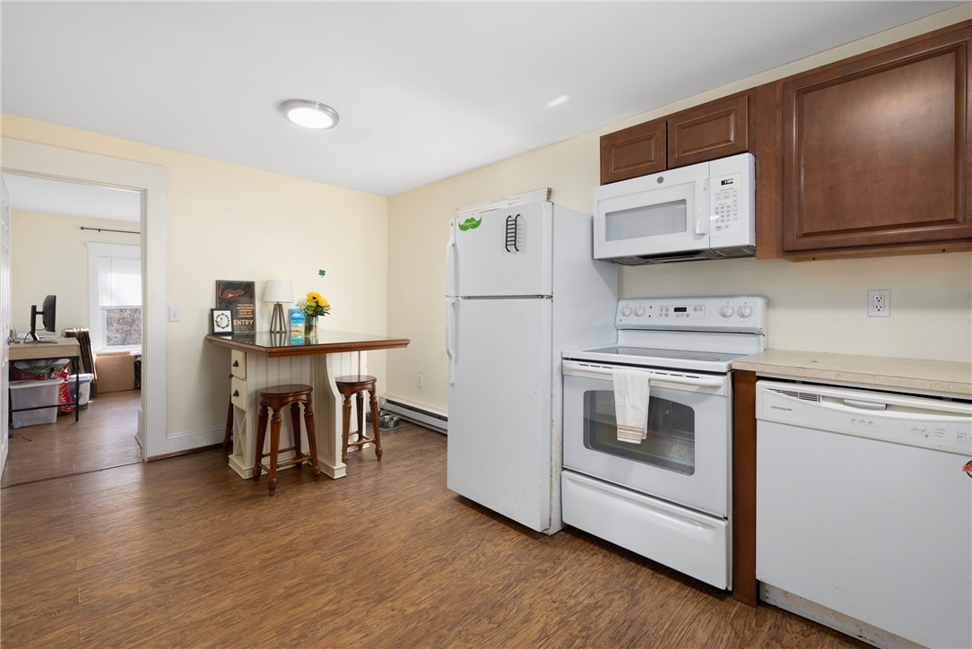 556 Washington Street Coventry, RI 02816 - Photo 6 of 34