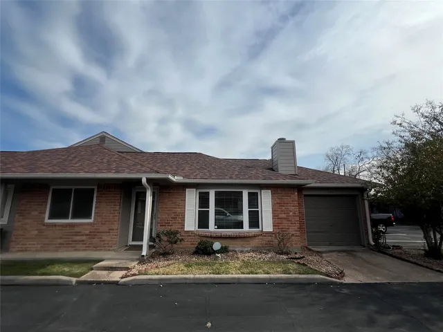 $1,500 | 14020 Schroeder Road, Unit 143, Houston, TX 77070