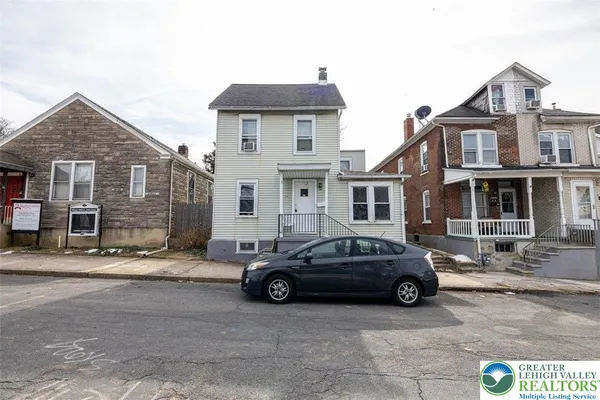 $234,900 | 334 East Walnut Street, Allentown, PA 18109