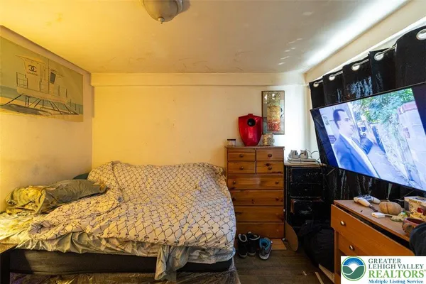 $234,900 | 334 East Walnut Street, Allentown, PA 18109