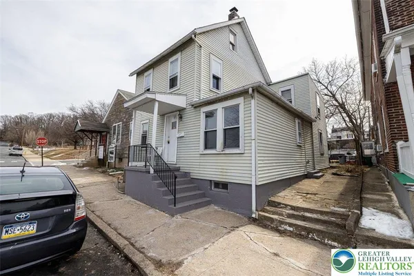 $234,900 | 334 East Walnut Street, Allentown, PA 18109