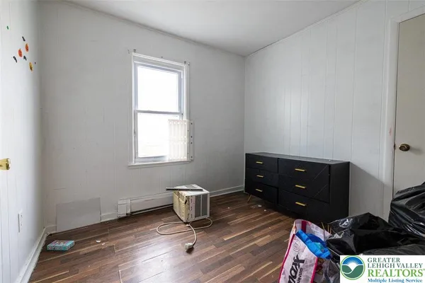 $234,900 | 334 East Walnut Street, Allentown, PA 18109