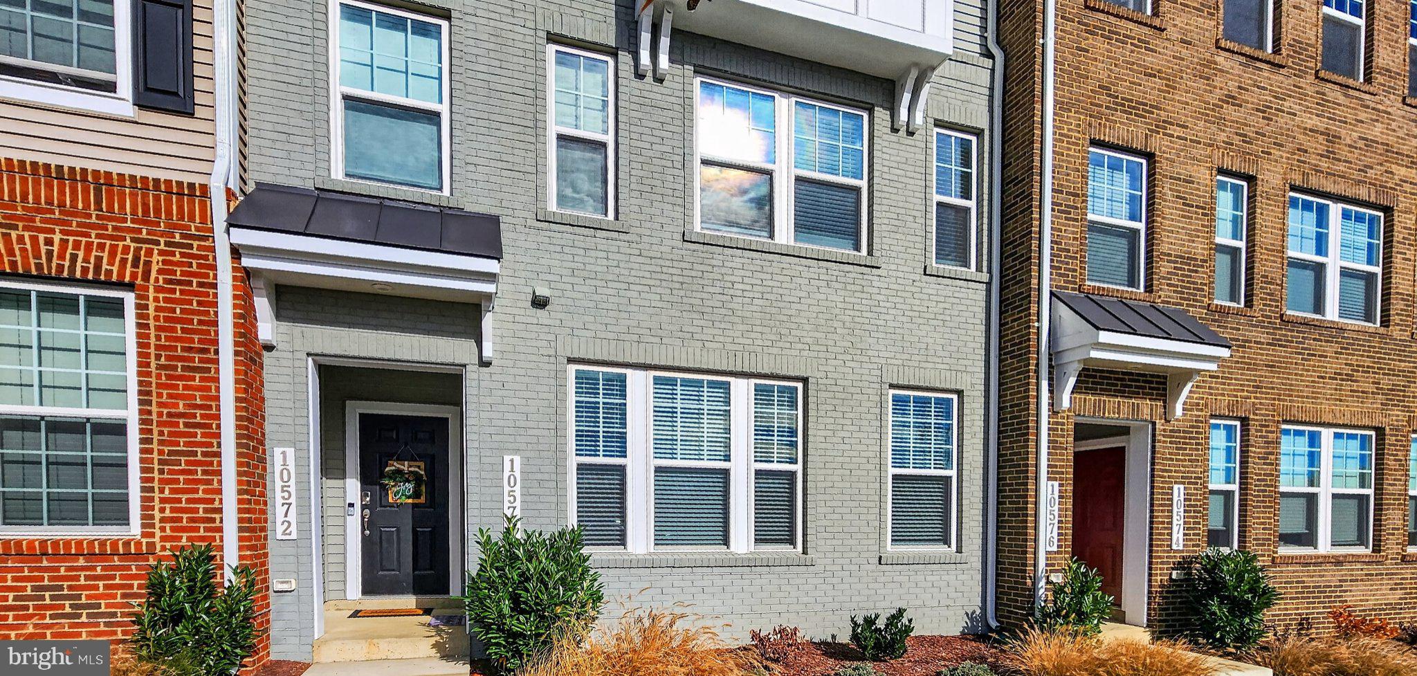 10570 Sally Ride Lane Lanham, MD 20706 - Photo 3 of 32
