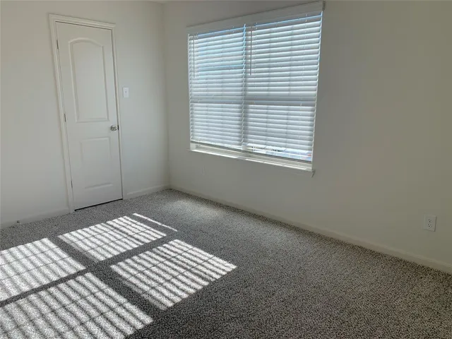 $2,200 | 13704 Logan Pass Drive, Ponder, TX 76259