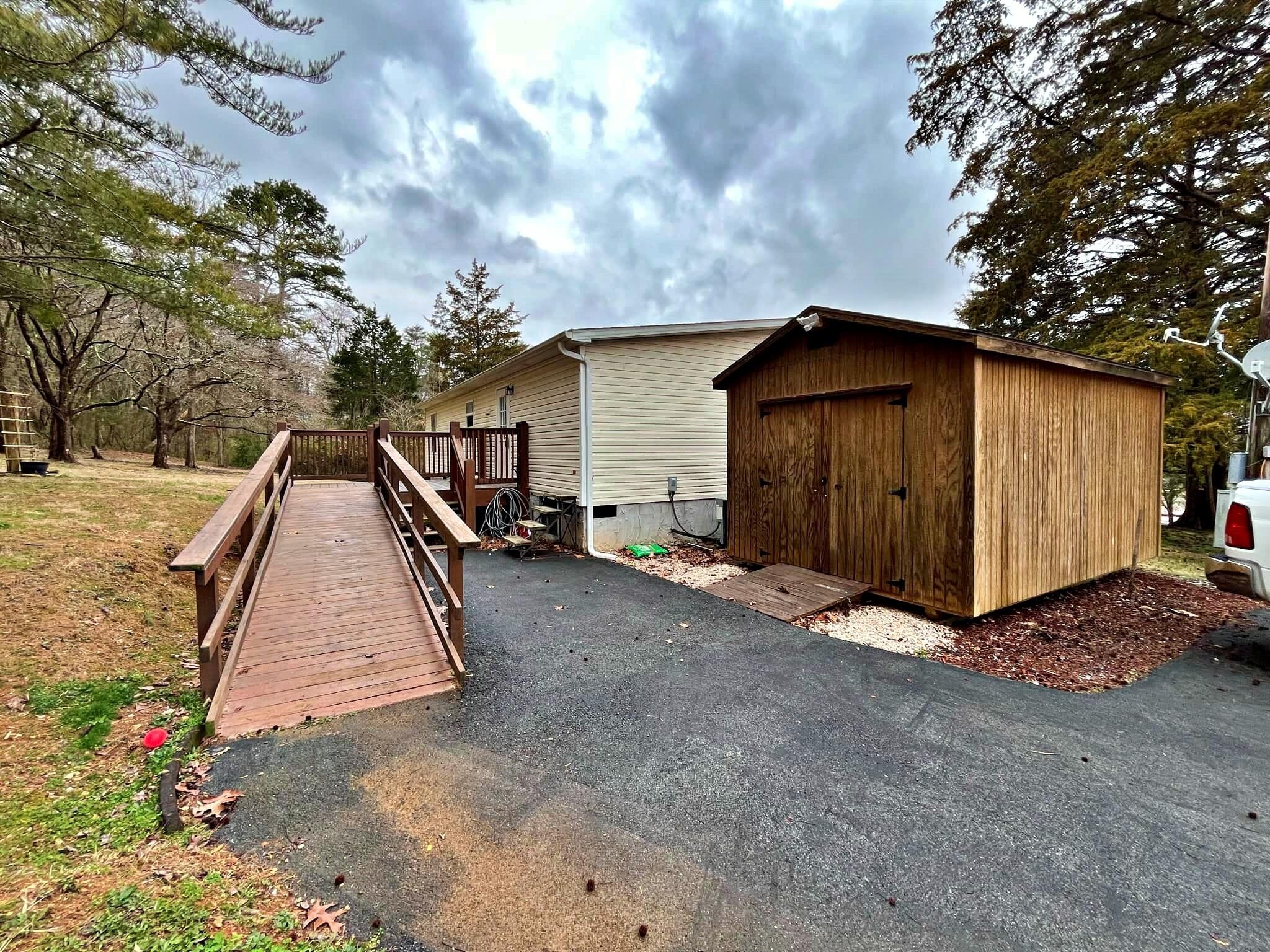 200 Rench Road Kingston, TN 37763 - Photo 4 of 44 Gallery Image 4