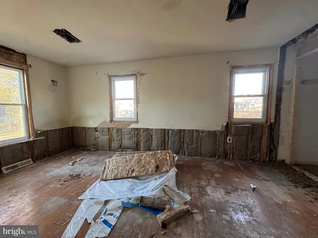 $449,999 | 501 Wills Lane, Glen Burnie, MD 21061