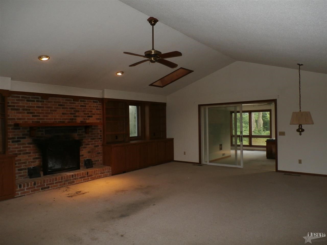 2140 Springfield Avenue Fort Wayne, IN 46805 - Photo 4 of 18 Gallery Image 4