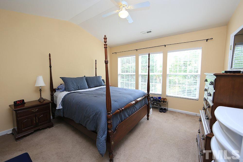 1710 Sorrell Brook Way Raleigh, NC 27609 - Photo 11 of 17