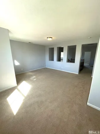 a view of empty room with window