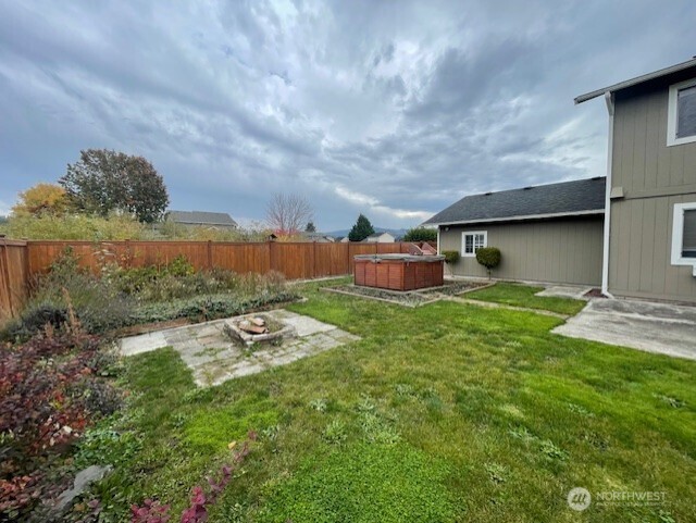 317 Icey Street Southwest Orting, WA 98360 - Photo 12 of 15
