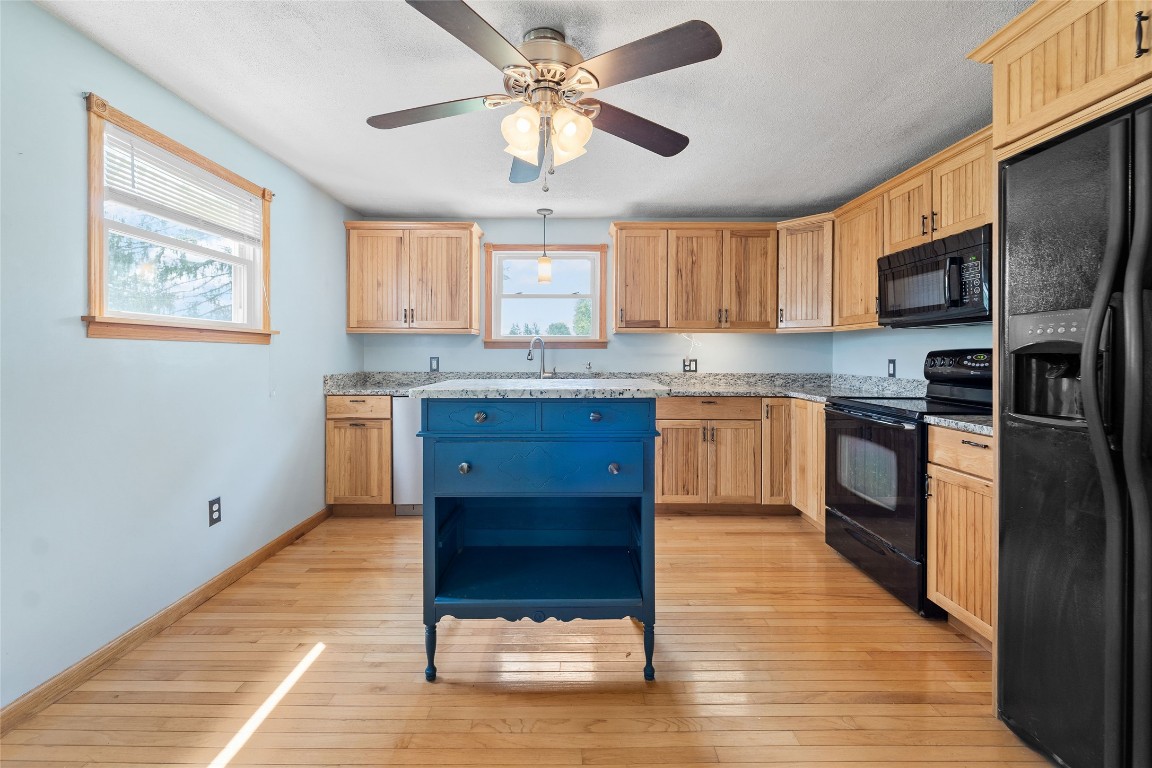 15 Spring Street Endicott, NY 13760 - Photo 5 of 26 Gallery Image 5