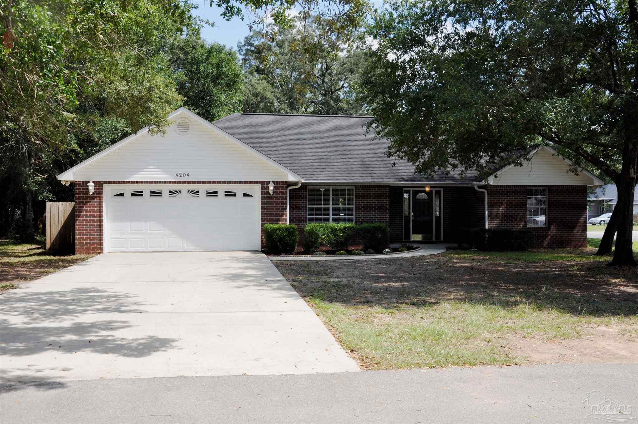 4204 Tanfield Road Milton, FL 32583 - Photo 2 of 35 Gallery Image 2