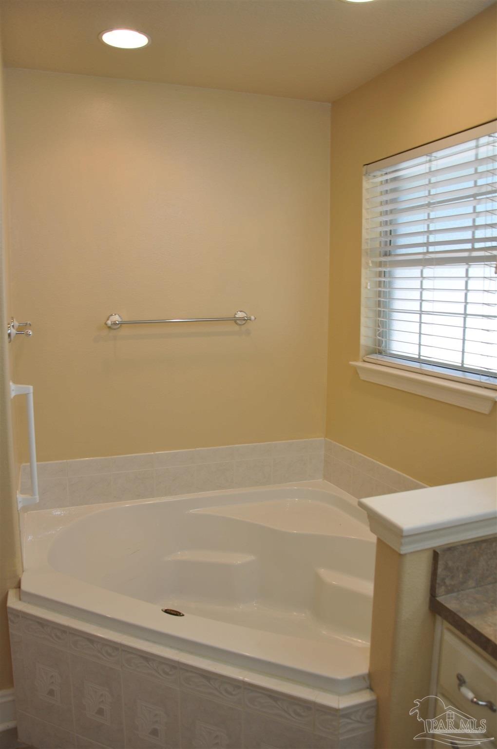 4204 Tanfield Road Milton, FL 32583 - Photo 24 of 35 Gallery Image 24