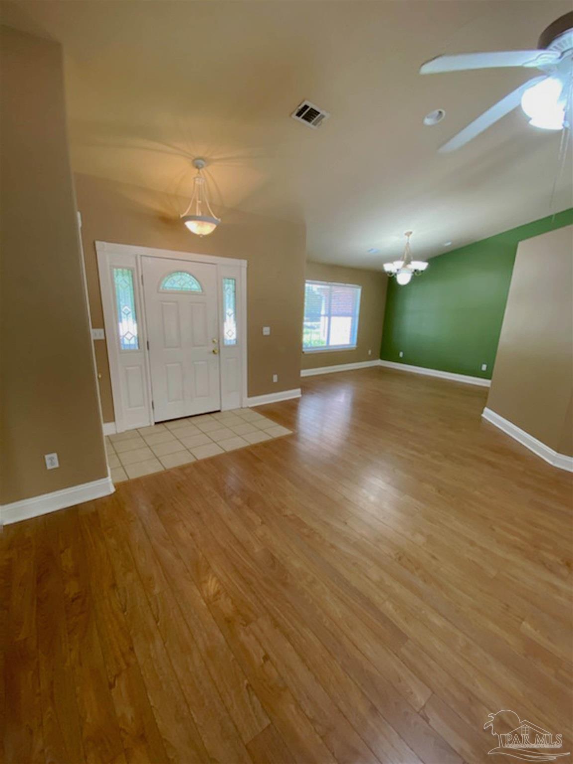 4204 Tanfield Road Milton, FL 32583 - Photo 7 of 35 Gallery Image 7