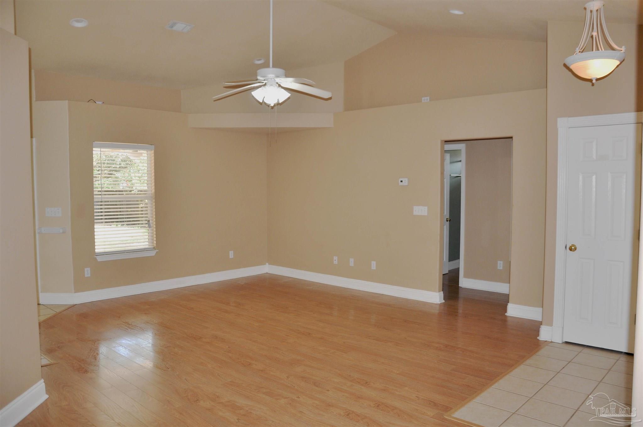 4204 Tanfield Road Milton, FL 32583 - Photo 8 of 35 Gallery Image 8