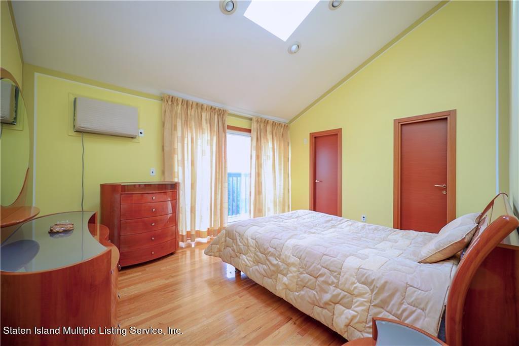 80 Longview Road Staten Island, NY 10304 - Photo 14 of 42 GetMedia (28)