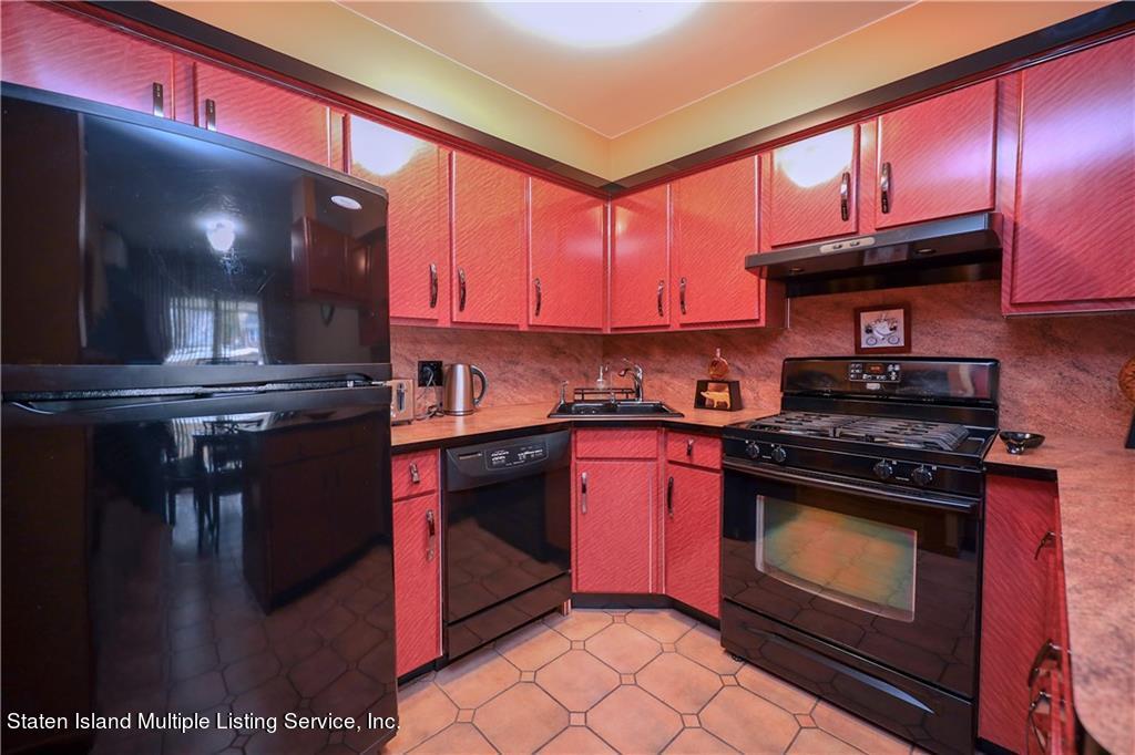 80 Longview Road Staten Island, NY 10304 - Photo 8 of 42 GetMedia (34)