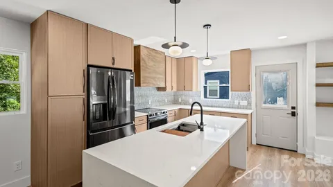 $650,000 | 3320 Winterfield Place, Charlotte, NC 28205