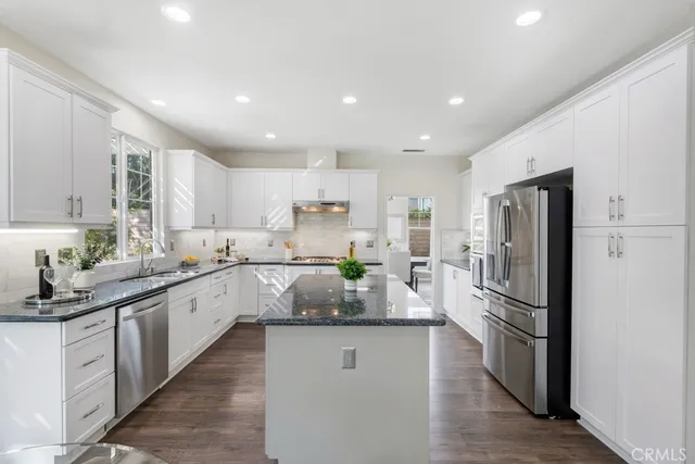 $1,325,000 | 251 Napa Court, Simi Valley, CA 93065