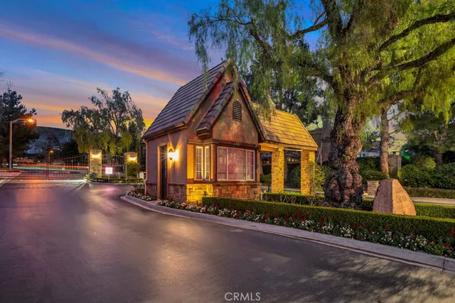 $1,325,000 | 251 Napa Court, Simi Valley, CA 93065