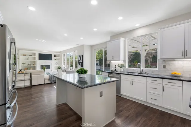 $1,325,000 | 251 Napa Court, Simi Valley, CA 93065