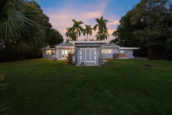 $949,900 | 2573 Southwest 30th Terrace, Fort Lauderdale, FL 33312