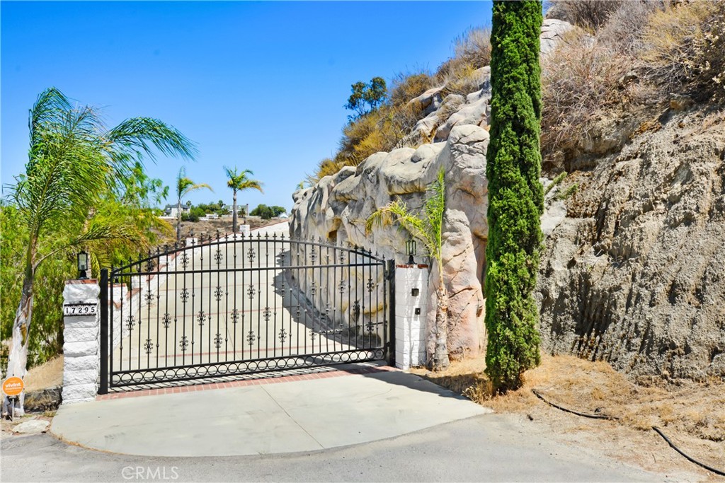17295 Ridge Canyon Drive Riverside, CA 92506 - Photo 3 of 53 Closed gate leading to drive way