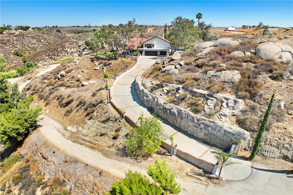 17295 Ridge Canyon Drive Riverside, CA 92506 - Photo 43 of 53