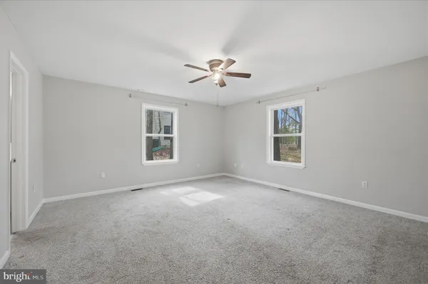 $345,000 | 1220 Lakeview Drive, Cross Junction, VA 22625