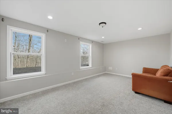 $345,000 | 1220 Lakeview Drive, Cross Junction, VA 22625