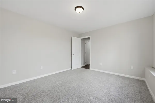 $345,000 | 1220 Lakeview Drive, Cross Junction, VA 22625