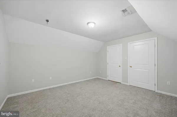 $345,000 | 1220 Lakeview Drive, Cross Junction, VA 22625