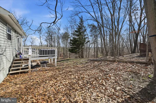 $345,000 | 1220 Lakeview Drive, Cross Junction, VA 22625