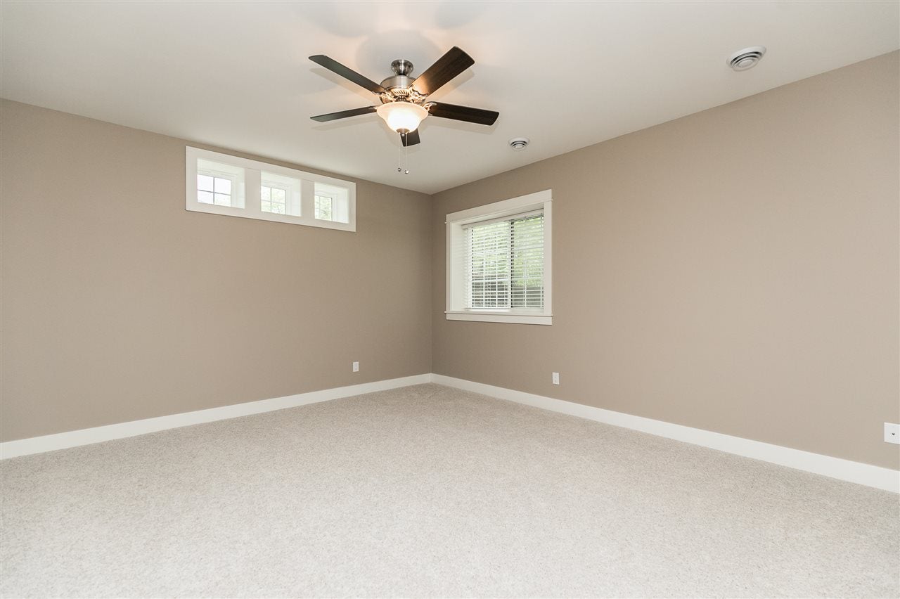 1670 Maple Street Robins, IA 52328 - Photo 45 of 50 Gallery Image 45
