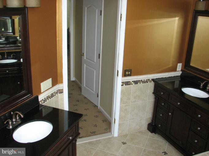 8101 Laurel Ridge Road Frederick, MD 21702 - Photo 12 of 30 Bath (Master)