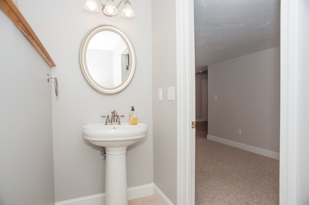18 Boundary Stone Road Sutton, MA 01590 - Photo 29 of 30