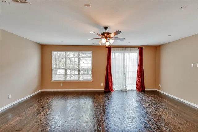 $529,900 | 3912 Amberwood Drive, Addison, TX 75001