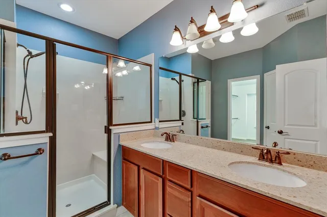 $529,900 | 3912 Amberwood Drive, Addison, TX 75001