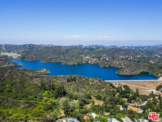 a view of an outdoor space with city view