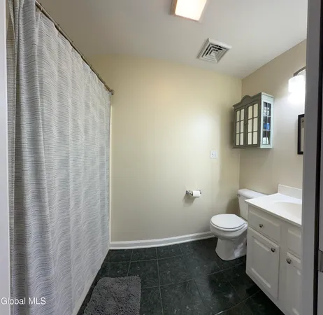 $287,500 | 407 Mallards Pond Lane, Guilderland, NY 12303