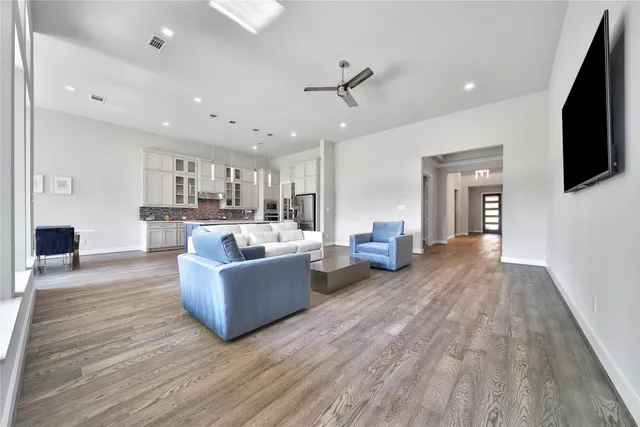 $667,900 | 28217 Briarwood Pass, Spring, TX 77386