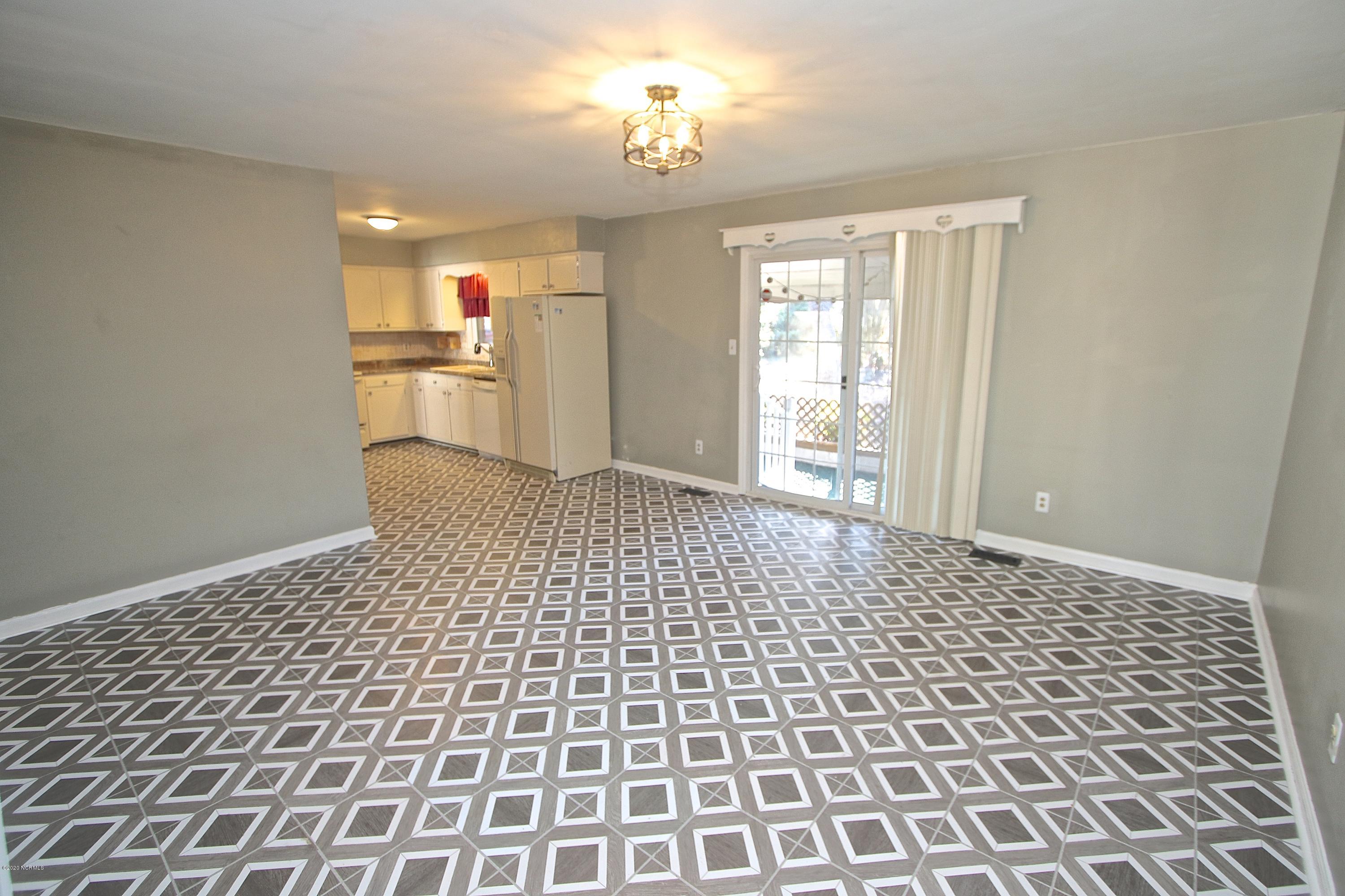 518 Brynn Marr Road Jacksonville, NC 28546 - Photo 5 of 18 LJ7A8349