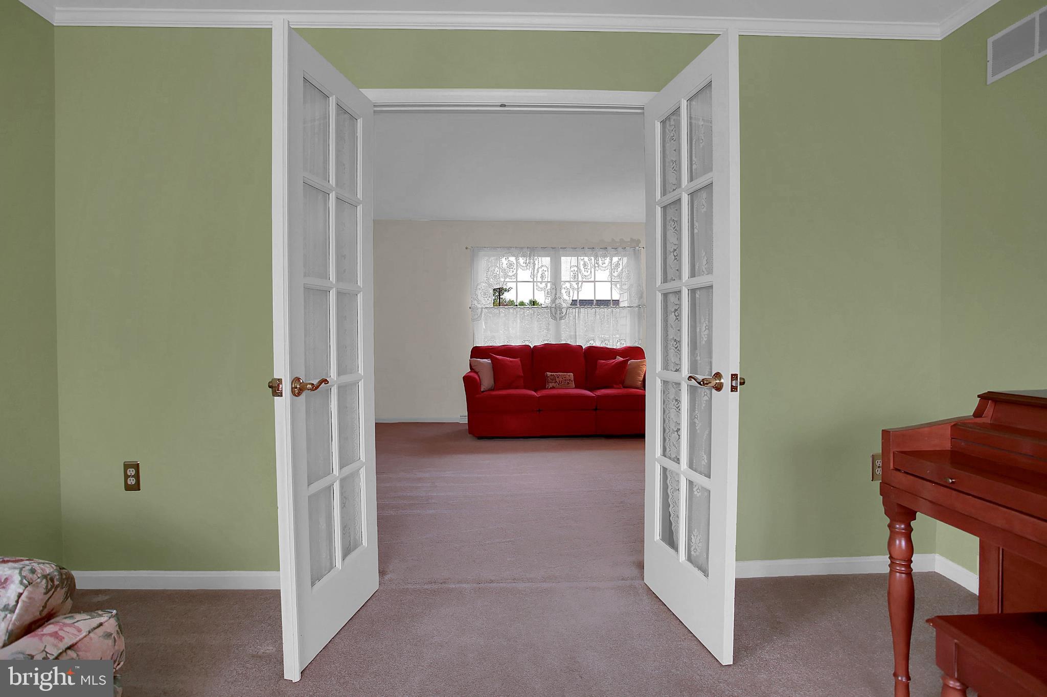 1023 Armstrong Road Carlisle, PA 17013 - Photo 10 of 50 Gallery Image 10