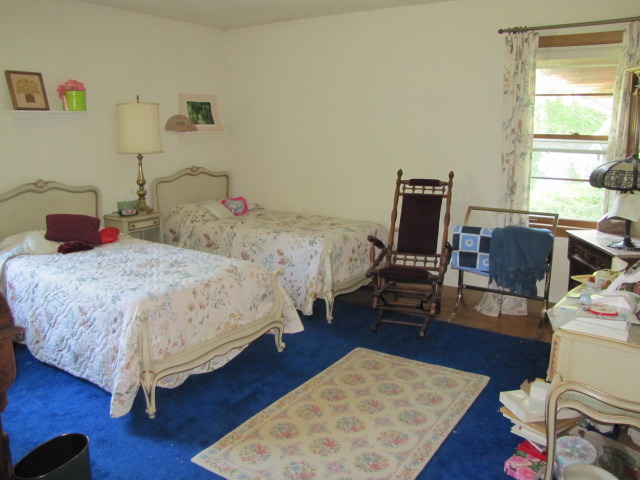 18404 Perth Avenue Homewood, IL 60430 - Photo 13 of 25