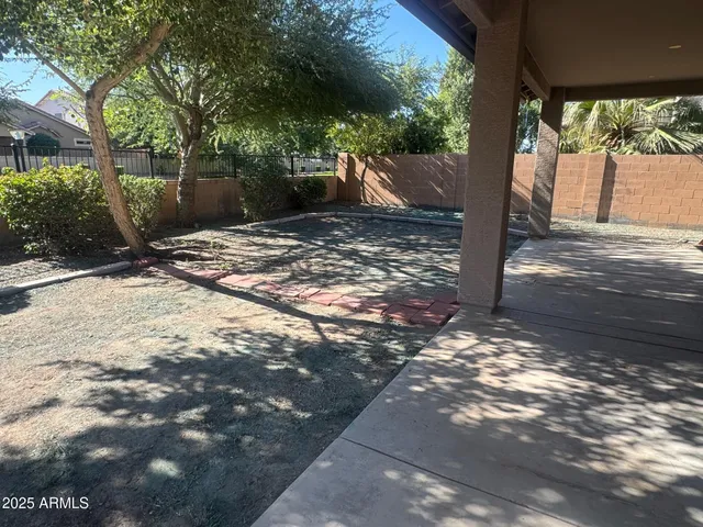 $2,400 | 3511 West Thurman Drive, Laveen, AZ 85339