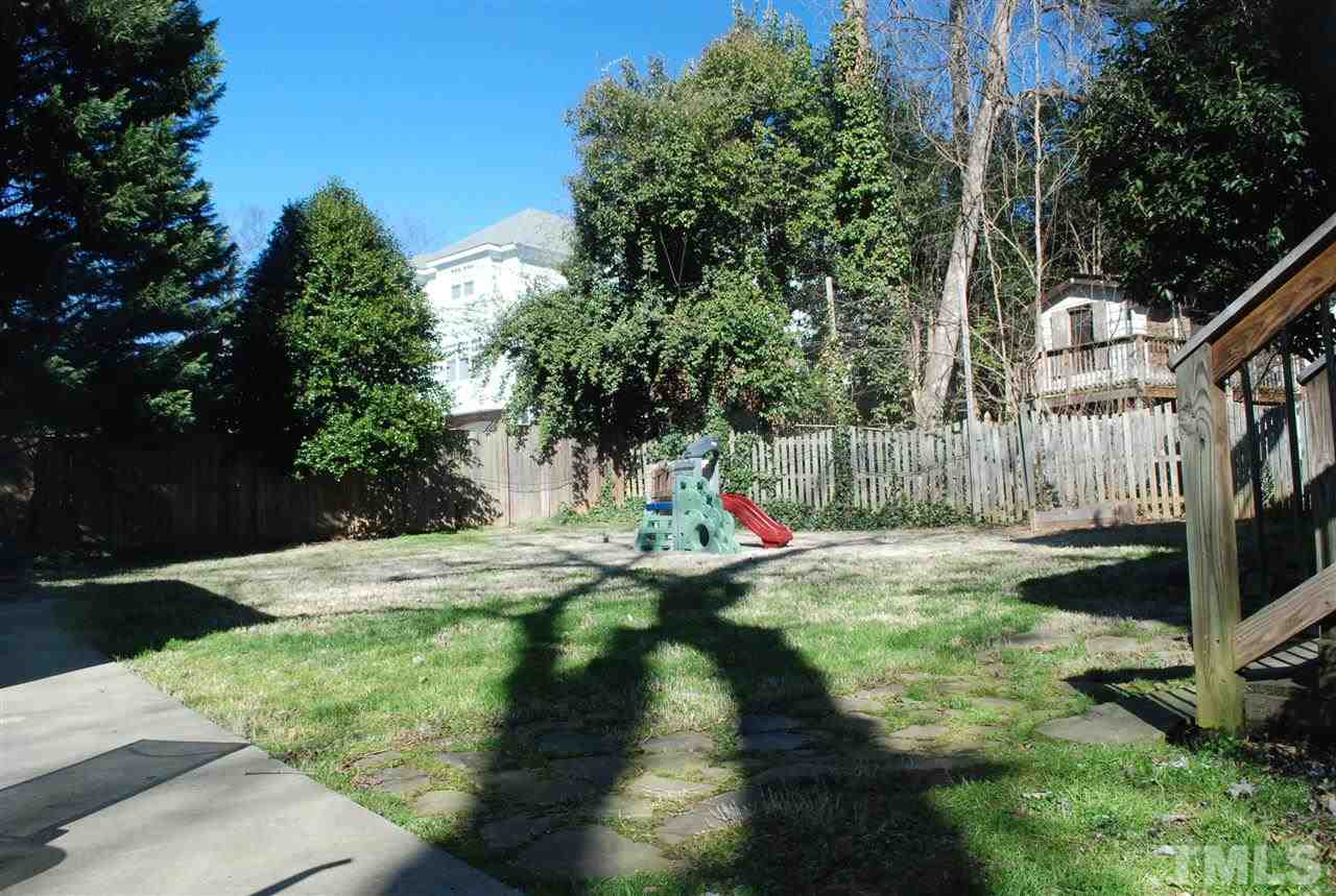 426 Morrison Avenue Raleigh, NC 27608 - Photo 12 of 25 a view of yard